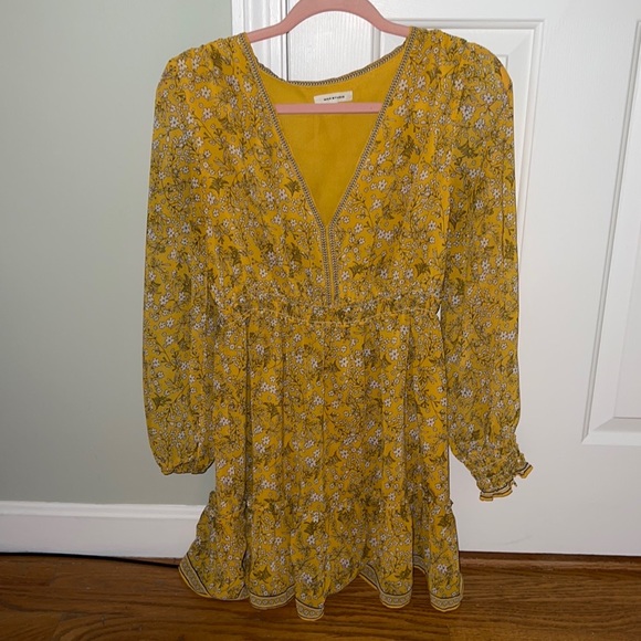 Max Studio Dresses & Skirts - Yellow floral Max Studio mini dress